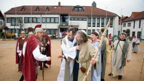 Soldaten und Hohepriester unter Zeitdruck