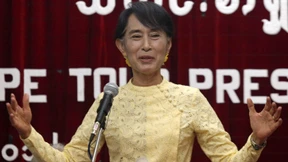Aung San Suu Kyi nennt ihr Land weiter „Burma“ 