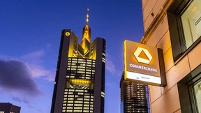 Die Commerzbank versiebenfacht ihren Gewinn