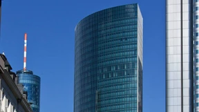 Allianz kauft Frankfurter Hochhaus „Skyper“
