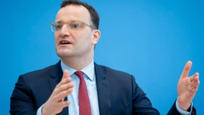 Spahn wehrt sich gegen Kritik an Corona-Management