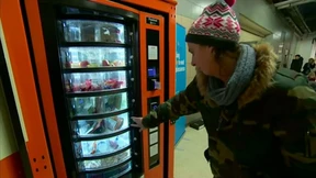 Ein Automat hilft Obdachlosen