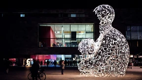 Präsenz um jeden Preis