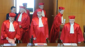 Wider die Entleerung der deutschen Staatsgewalt