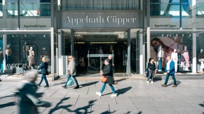 Appelrath Cüpper schließt an der Zeil