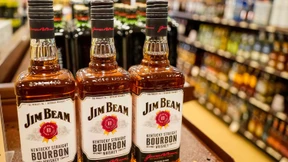 Jim Beam stellt Whiskey-Produktion am Stammsitz für 2026 ein