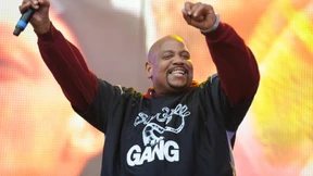 Mit einem Take zur Gründungshymne eines Genres