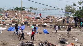 Über 380 Tote nach Erdbeben und Tsunami