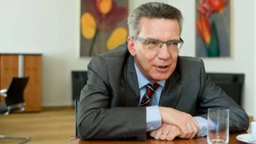  „Wenn die Kanzlerin um Rücktritt bittet, dann hat man dem Folge zu leisten“