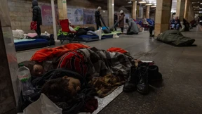 Russische Luftangriffe auf Kiew und Charkiw