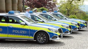 Südwest-Polizei setzt auf „gellenden Schrei“ und Neongelb