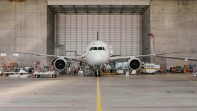 Auf eine Boeing 787-9 mit Technik & Motor