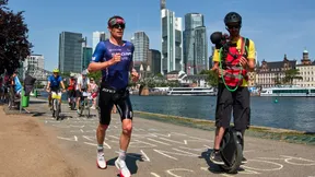 Zwei Norweger „rudern“ beim Ironman über die Ziellinie
