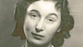 In ihrer Gefängniszelle kritzelte sie Reime an die Wand