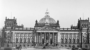 Nazis und Kommunisten gemeinsam für das Chaos