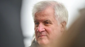 Seehofer: Obergrenze soll gemeinsamem Wahlprogramm nicht im Weg stehen