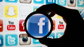 Syrer verklagt Facebook wegen Fake News