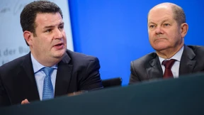 CDU, CSU und SPD demonstrieren Harmonie