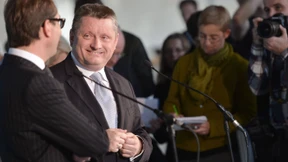 Gröhe: Wir sondieren gleichberechtigt mit beiden