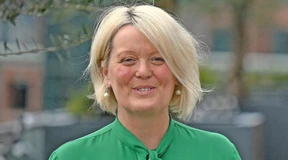 Bankchefin stürzt über Farage-Affäre