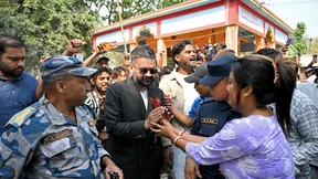 Machtkampf im Pufferstaat zwischen China und Indien