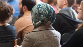 Nicht nur auf das Kopftuch schauen