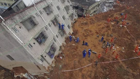 Mehr als 90 Vermisste nach Erdrutsch in Metropole