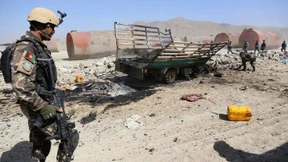 Aufständische greifen Flughafen von Kabul an