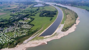 Rhein stark mit Plastikteilchen belastet