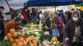 Türken von drastischen Gebühren- und Steuererhöhungen überrascht