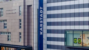 Zeit gewonnen an der Zeil