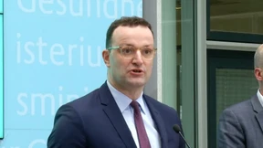 „Möglichst wenig ins Gesicht fassen“