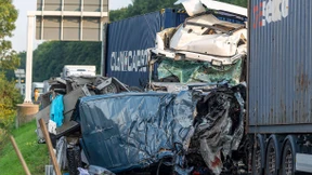 Vier Tote bei Auffahrunfall auf Autobahn bei Paderborn