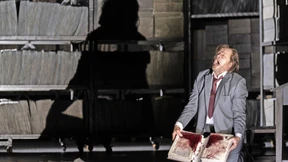 Wer ist Haltender? Wer ist gehalten?