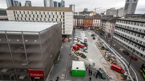 Sparversion des Frankfurter Busbahnhofs