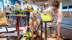 Selbstgebaute Freunde und Helfer