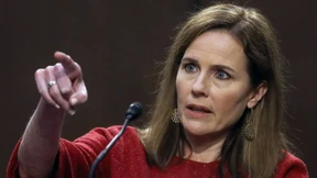 Barrett schweigt und weicht kritischen Fragen aus