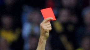 Zwei Rote Karten in Leverkusen