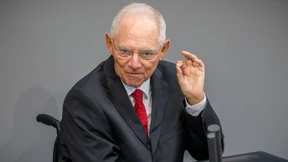 Schäuble warnt vor neuen Blasen