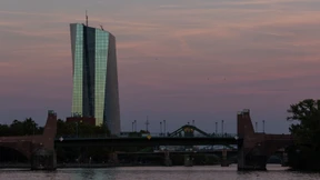 EZB hebt die Zinsen um 0,75 Prozentpunkte an