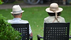 Weniger als 1000 Euro Rente, aber alles andere als arm