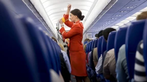 Sexuelle Belästigung über den Wolken