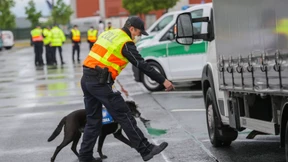 Chemikalie zur Herstellung von 26 Tonnen Amphetamin sichergestellt