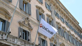 Moody’s stuft Unicredit und 12 weitere italienische Banken herab 