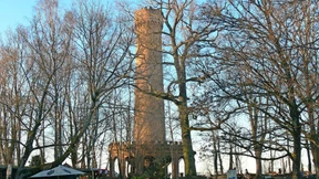 Blick auf Planeten und die Ebene