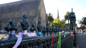  Fast 2000 katholische Geistliche in Australien belastet 