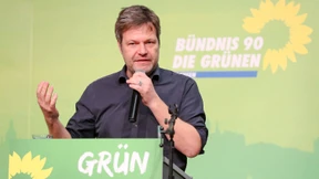 Habeck fordert Entschuldigung von Seehofer