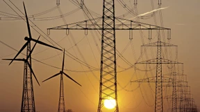 Strom um 212,5 Prozent teurer als im Januar 2021