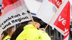 Verdi will Flughafen weitgehend lahmlegen
