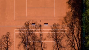 Theater auf dem Tennisplatz